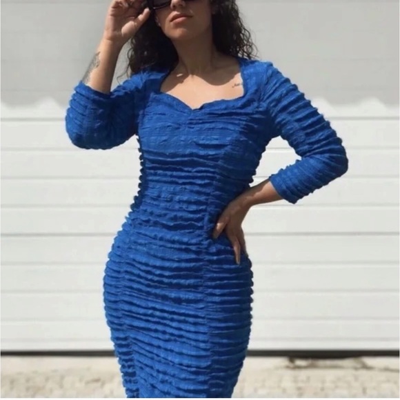 NWT Zara Textured Blue Midi
Anne Dress Stretch Fitted Long
Sleeve size S - Picture 6 of 16